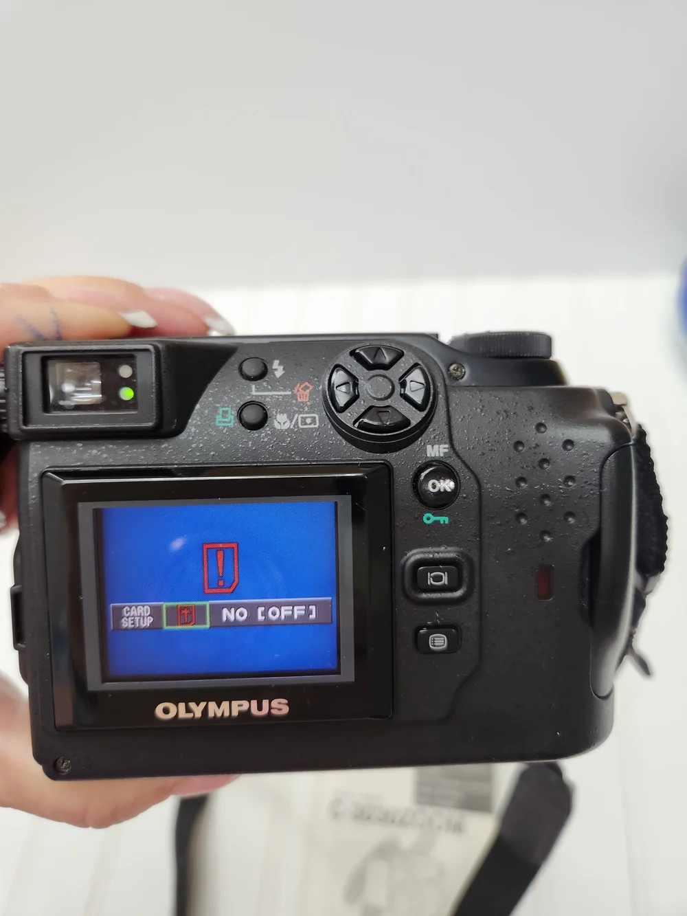 Vintage Olympus Camedia C-3030 Zoom 3.3MP Digital Camera with Manual & Strap​